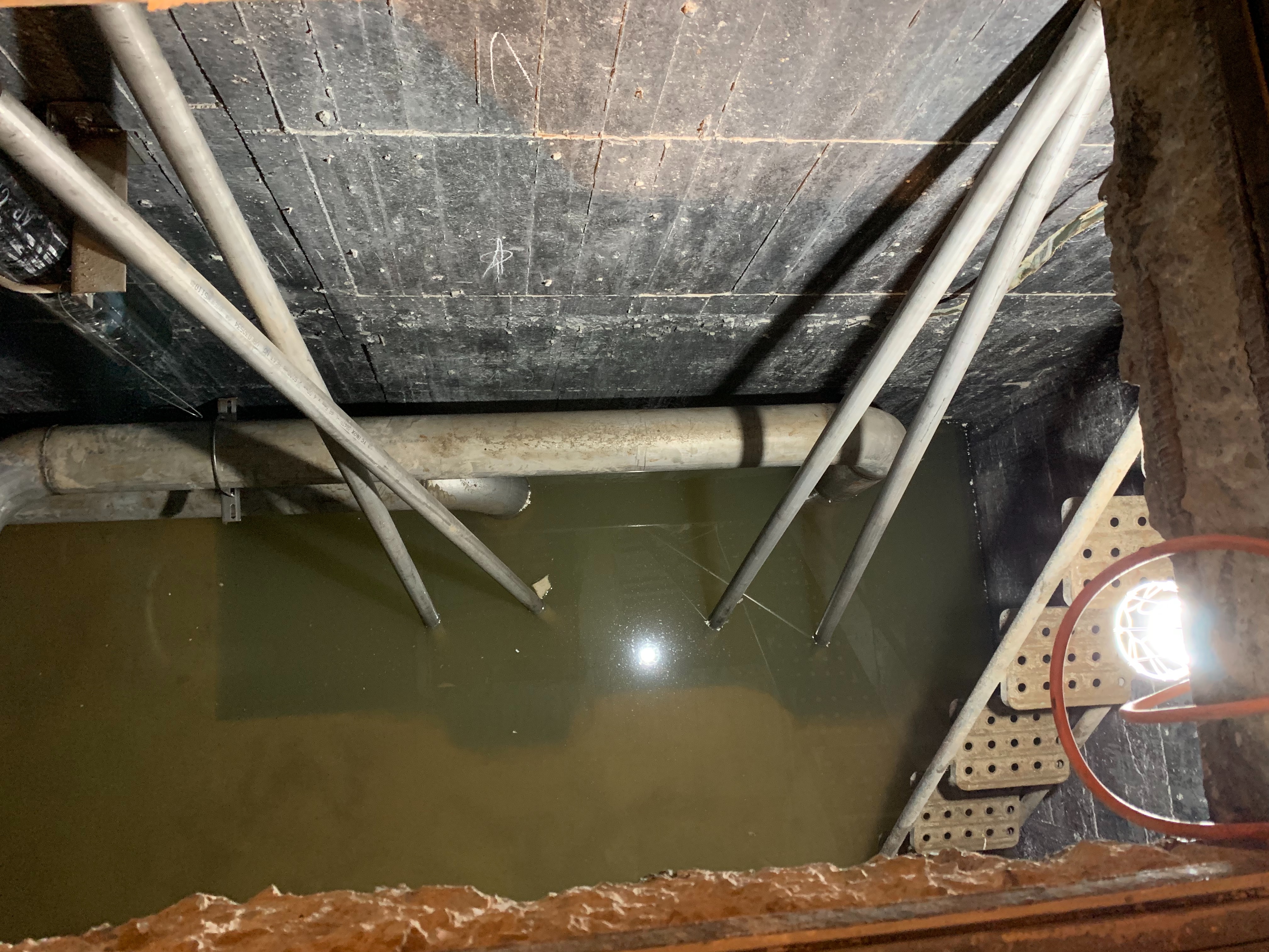 工業配管-淡水輕軌