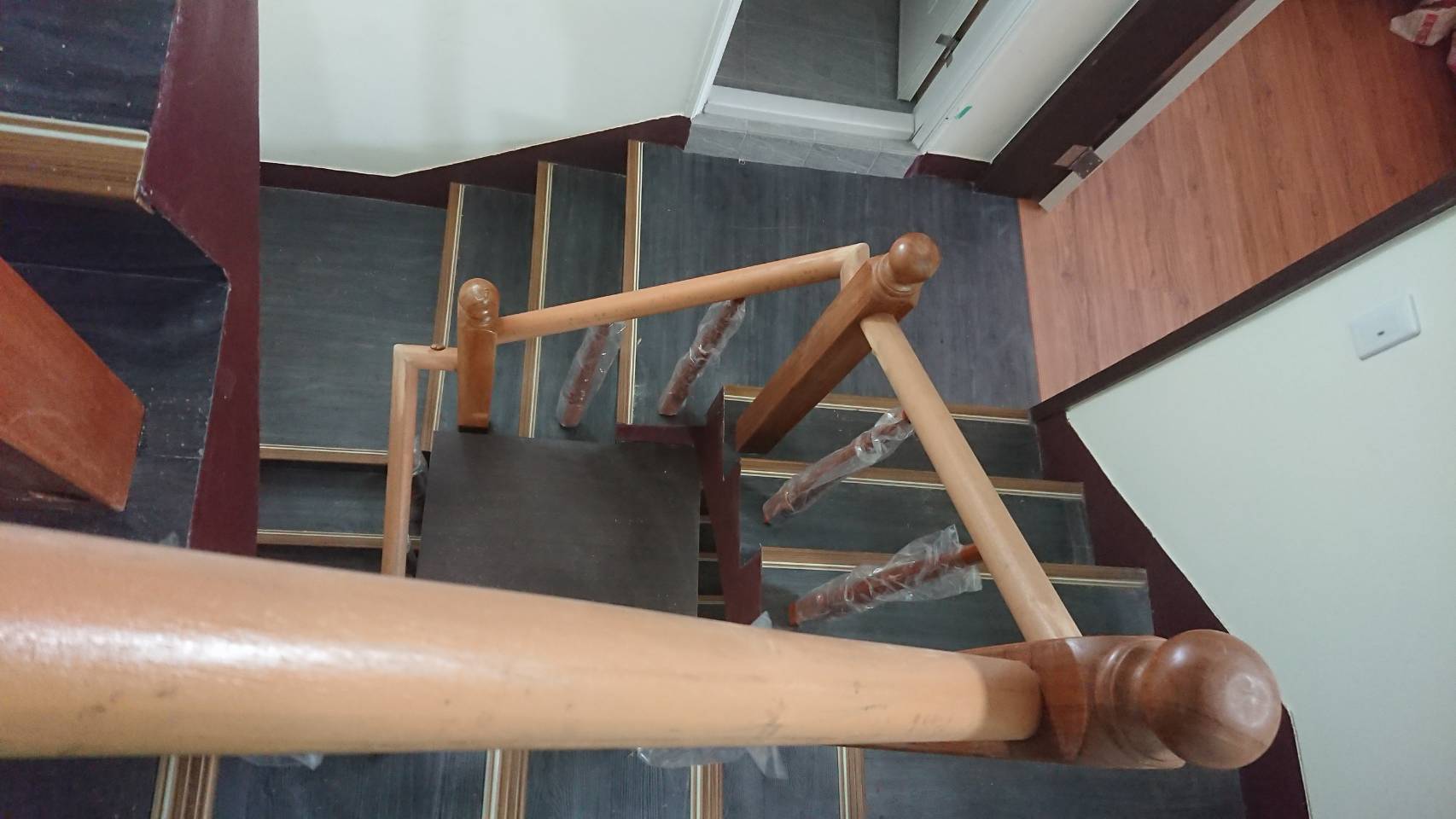 台中特殊樓梯扶手