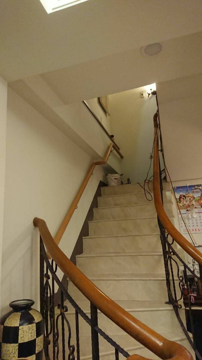 台中北區樓梯扶手