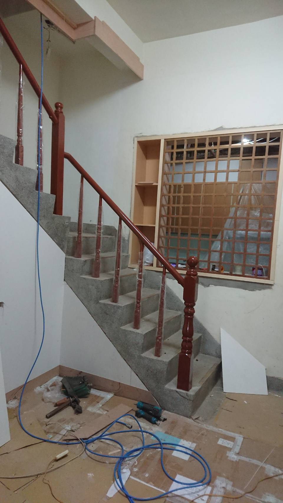 台中樓梯扶手整修