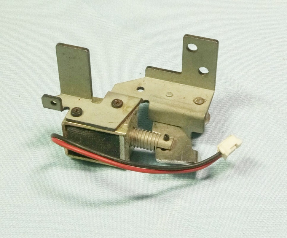 錄影機用電磁閥