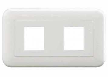 白色立體二孔蓋板