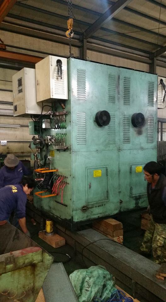 吊車起重機搬運-大型機器搬運遷移定位