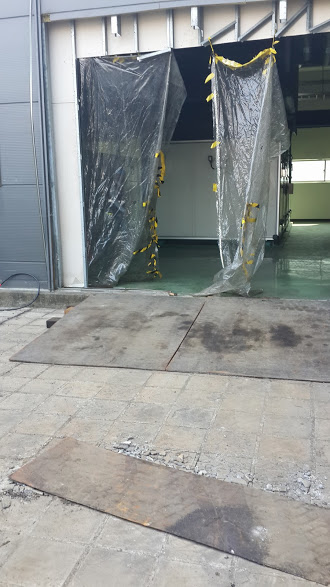 堆高機搬運-住華科技頂樓冰水機搬運工程