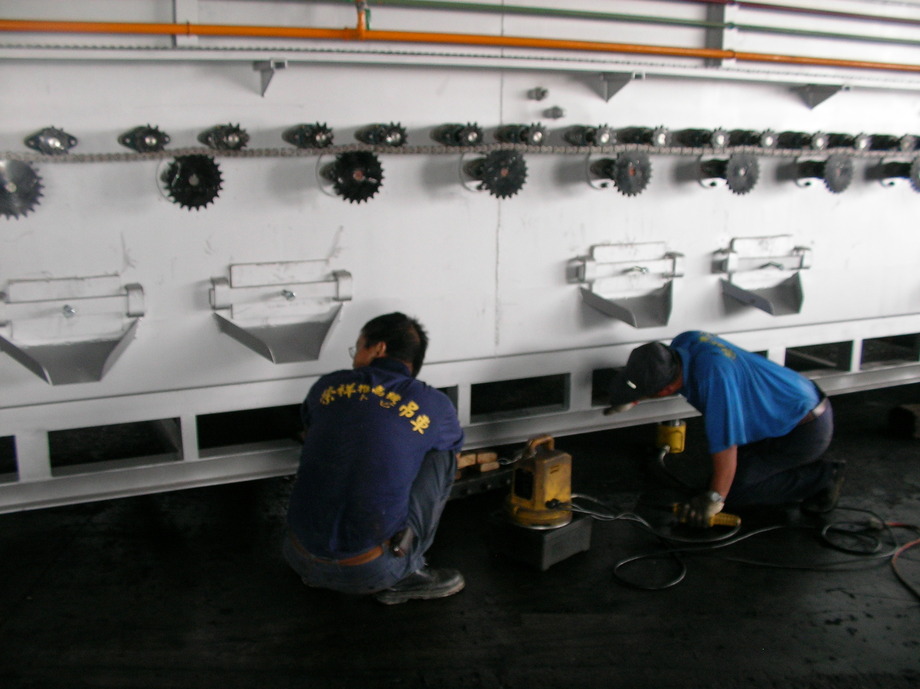 堆高機搬運-熱處理爐