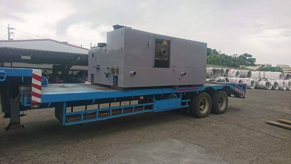 拖板車運送-螺絲成型機載運&nbsp;