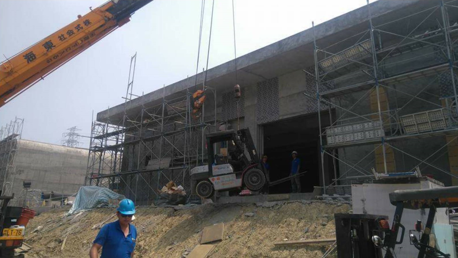 吊車起重吊掛-腳路很差之特殊吊掛搬運工程