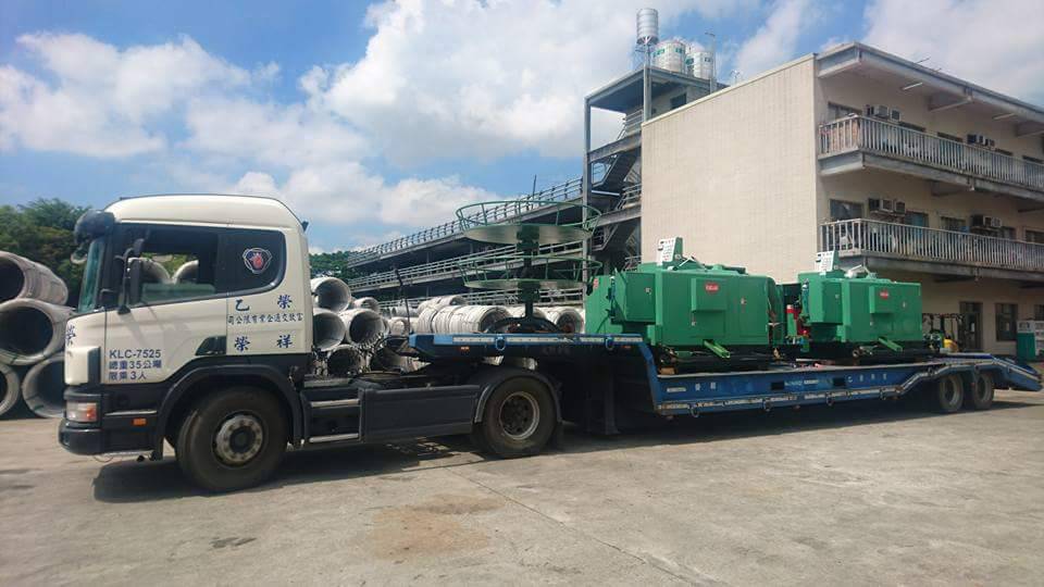 拖板車運送-螺絲成型機載運&nbsp;