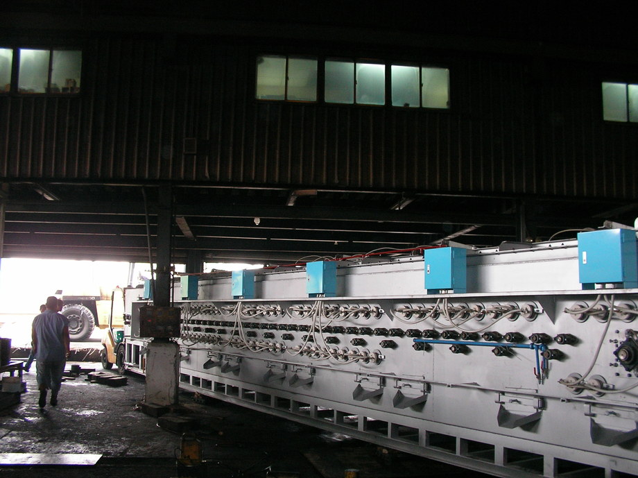 堆高機搬運-熱處理爐