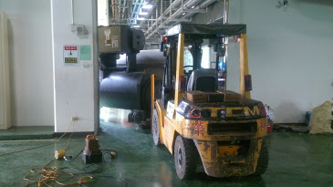 堆高機搬運-住華科技頂樓冰水機搬運工程