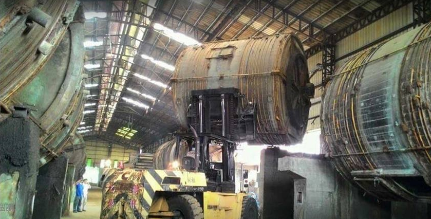 堆高機搬運-牛皮處理廠大鼓搬運工程