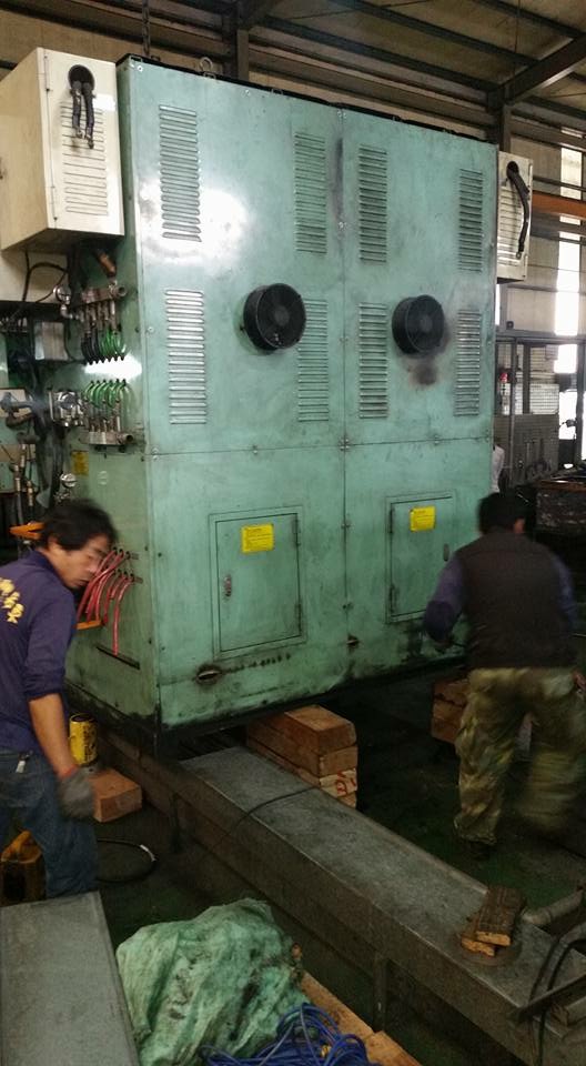 吊車起重機搬運-大型機器搬運遷移定位