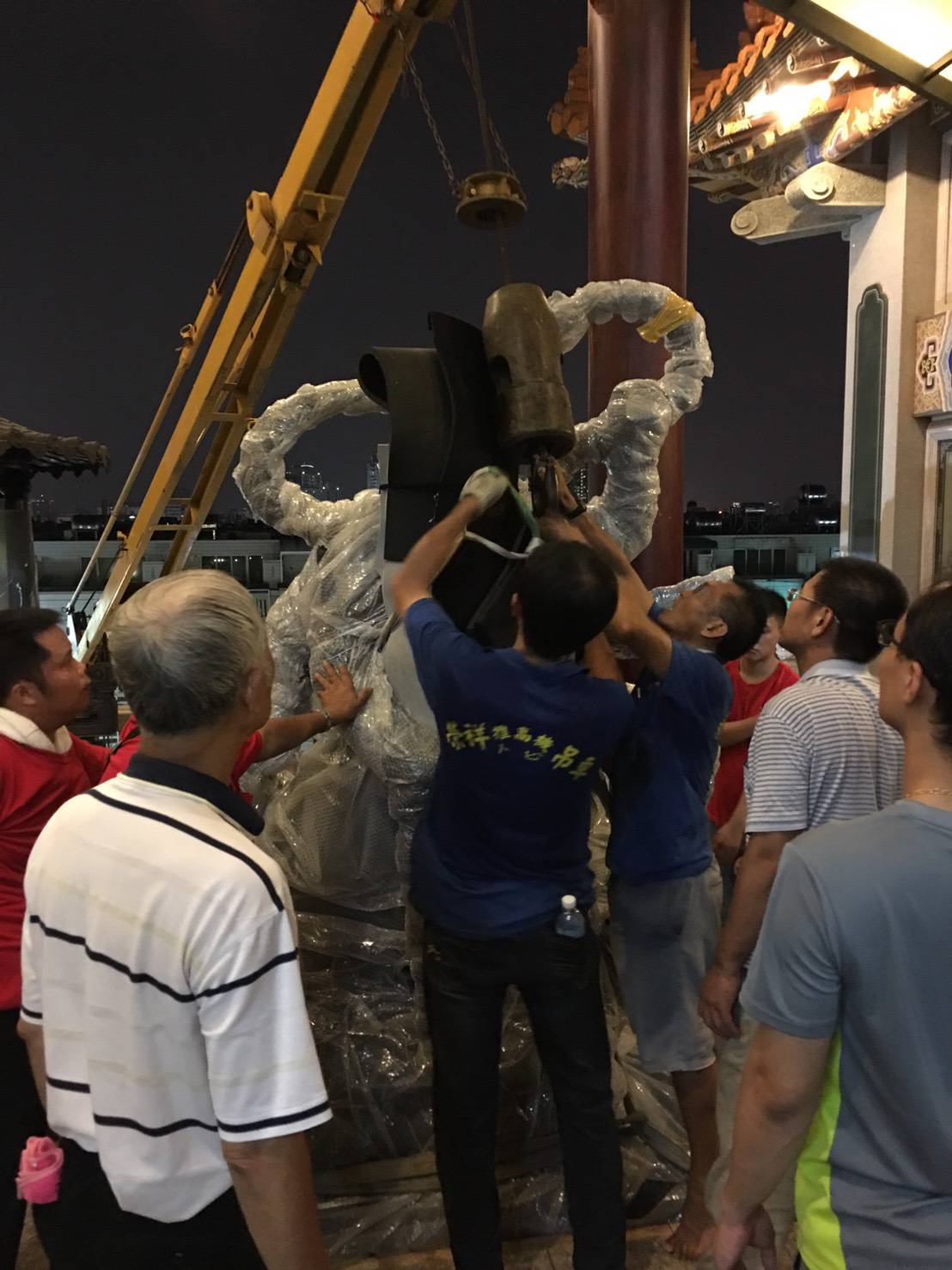 吊車起重吊掛-高難度神像吊掛安座工程&nbsp;