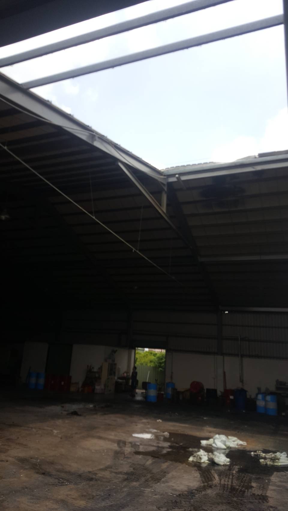 吊車＋堆高機-泡棉機械吊運搬運工程&nbsp;