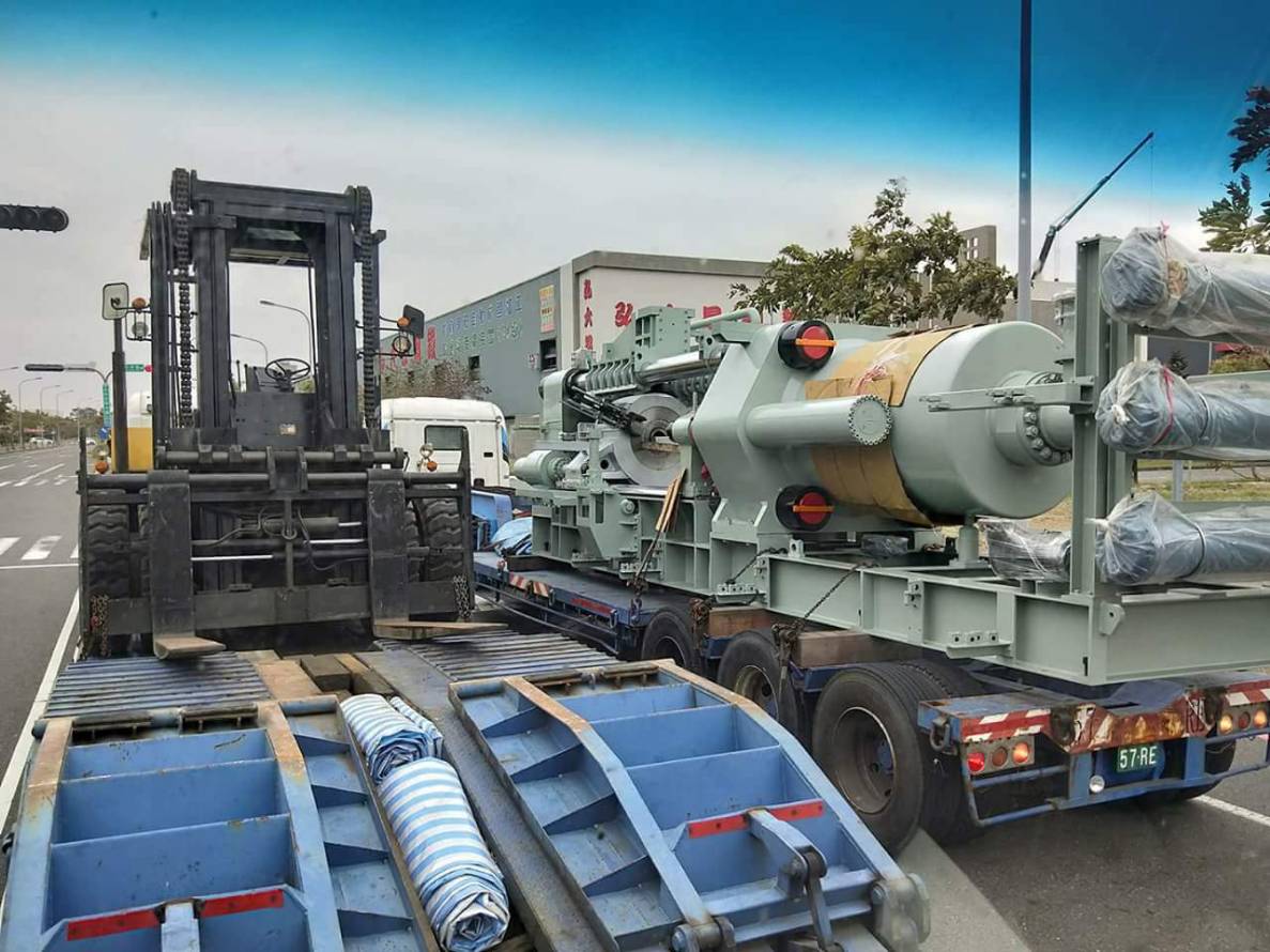 堆高機搬運-鋁擠型機搬運下機坑定位工程&nbsp;