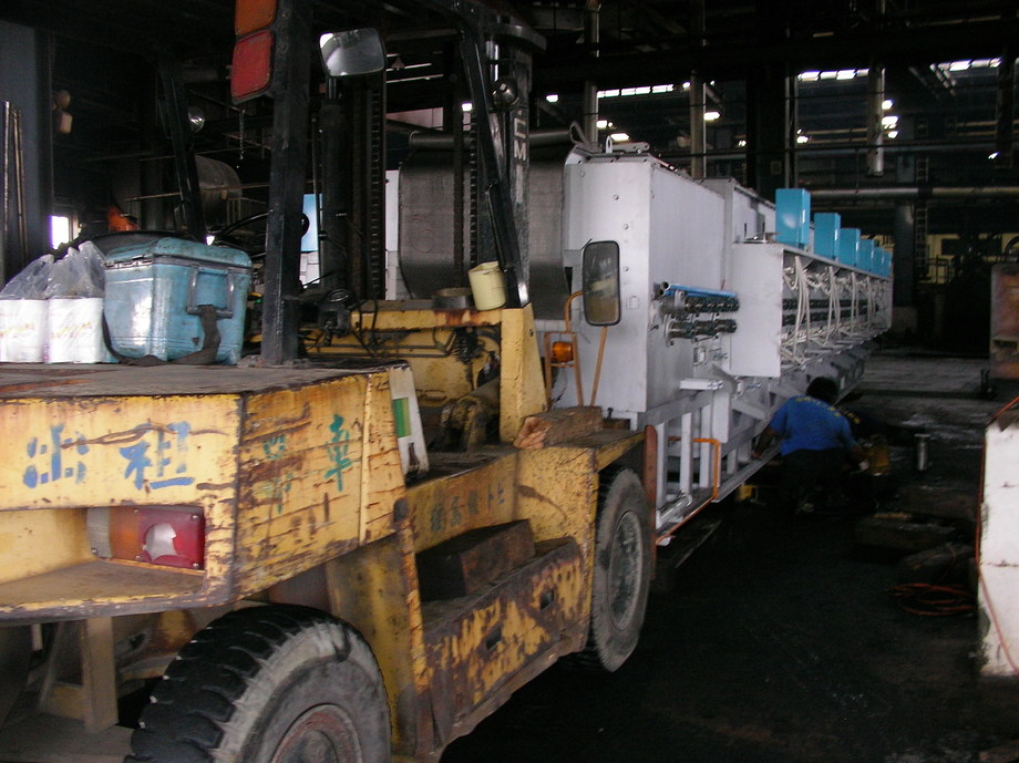 堆高機工廠機械搬遷-熱處理爐