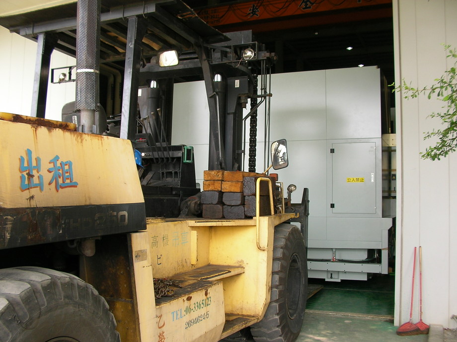 堆高機搬運-工廠遷移承包