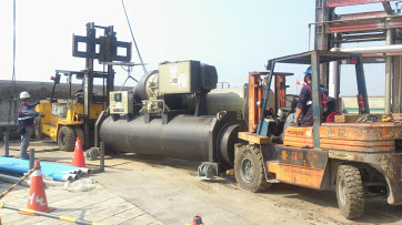 堆高機搬運-住華科技頂樓冰水機搬運工程