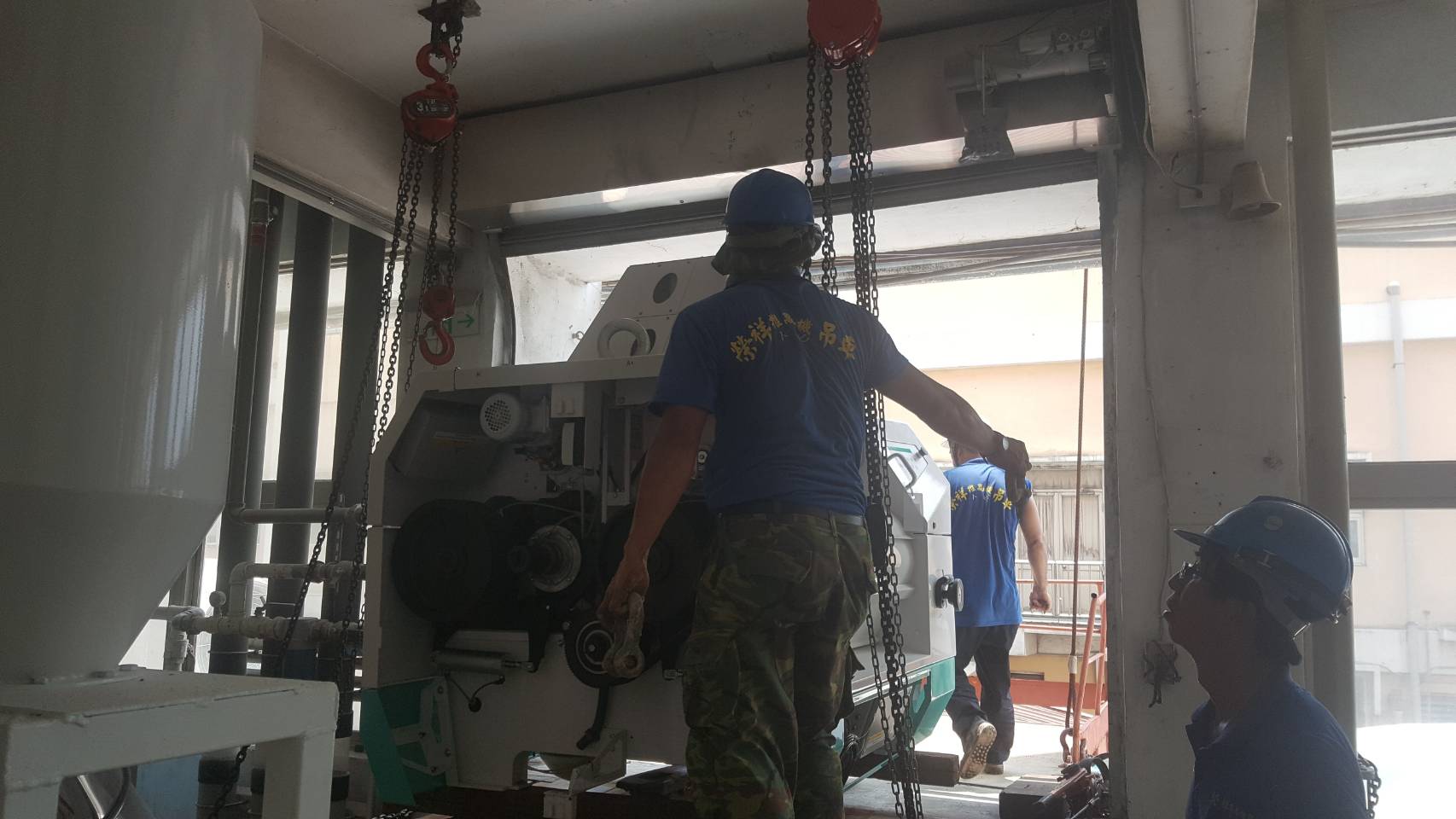 吊車起重吊掛-麵粉機械吊掛工程&nbsp;