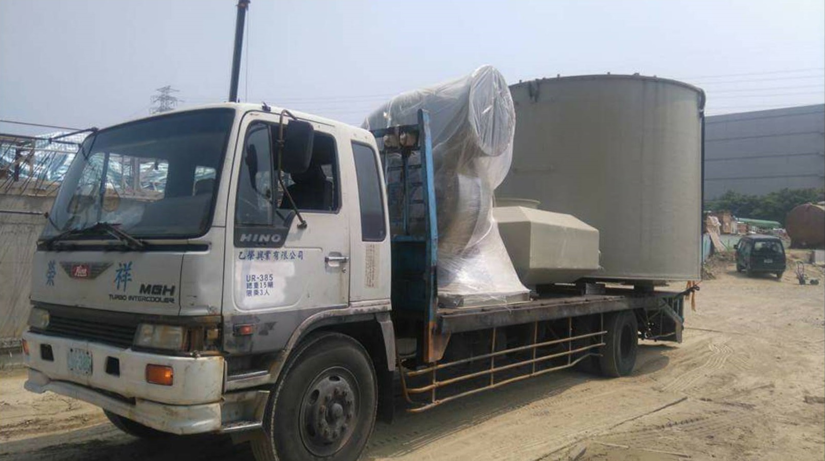 吊車起重吊掛-腳路很差之特殊吊掛搬運工程&nbsp;