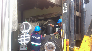 堆高機搬運-住華科技頂樓冰水機搬運工程