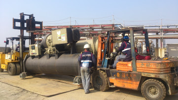 堆高機搬運-進出口貨運(櫃)裝卸