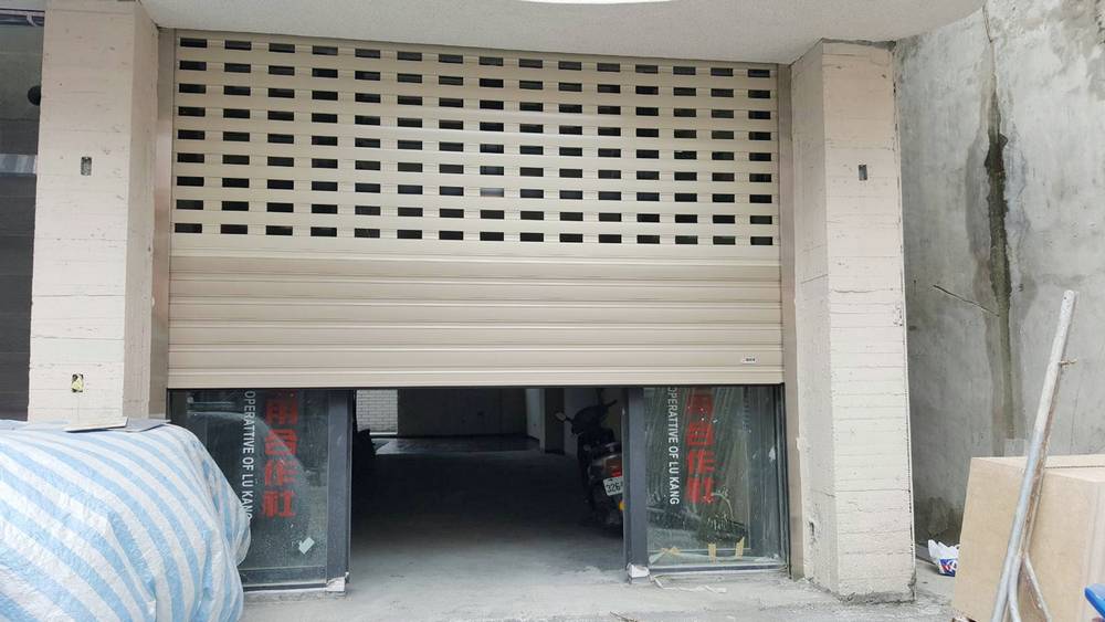 鋁合金花格快速捲門施工