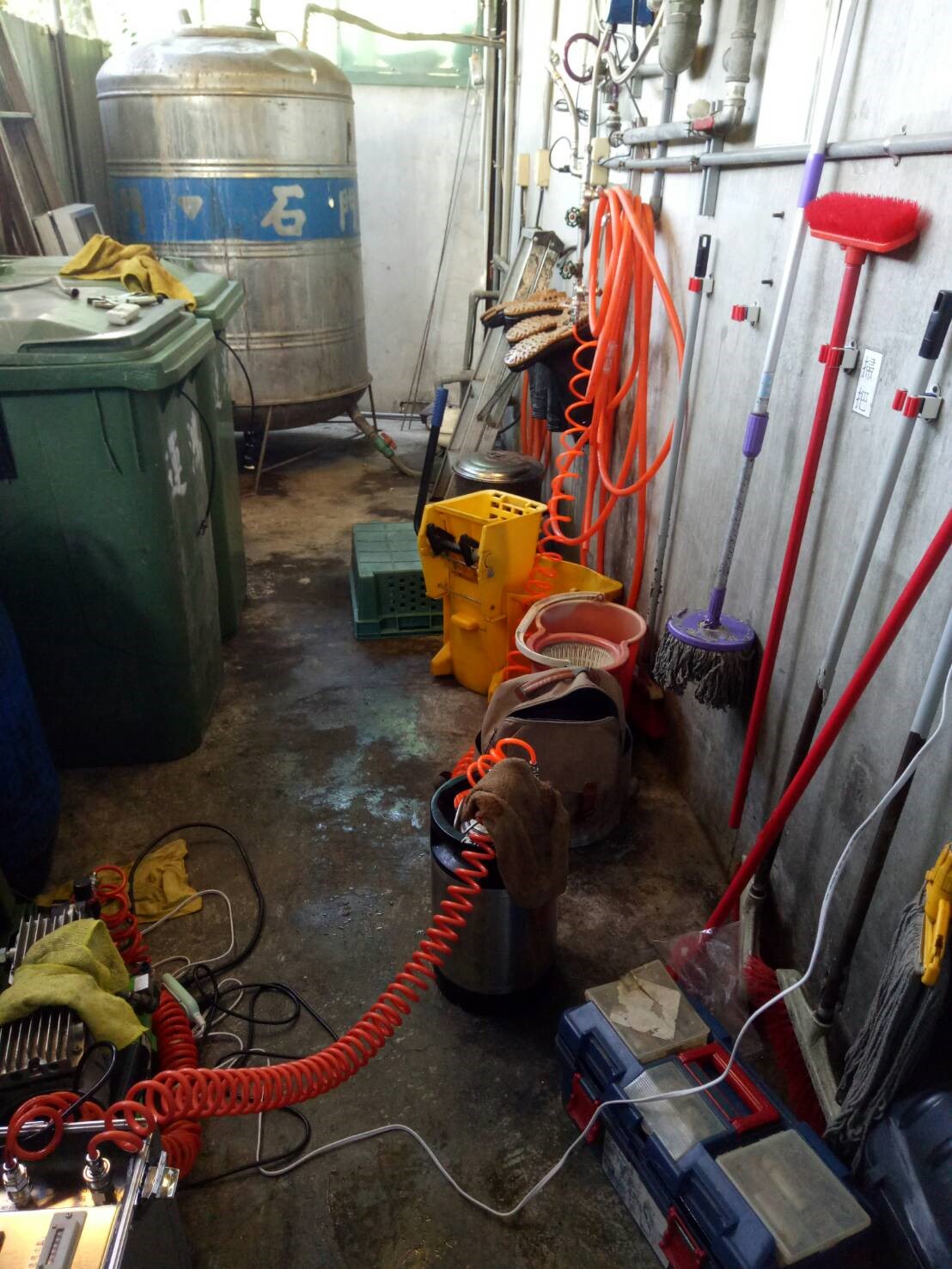 屏東晉祿清水塔清水管-高周波機器水管與水塔清洗案例