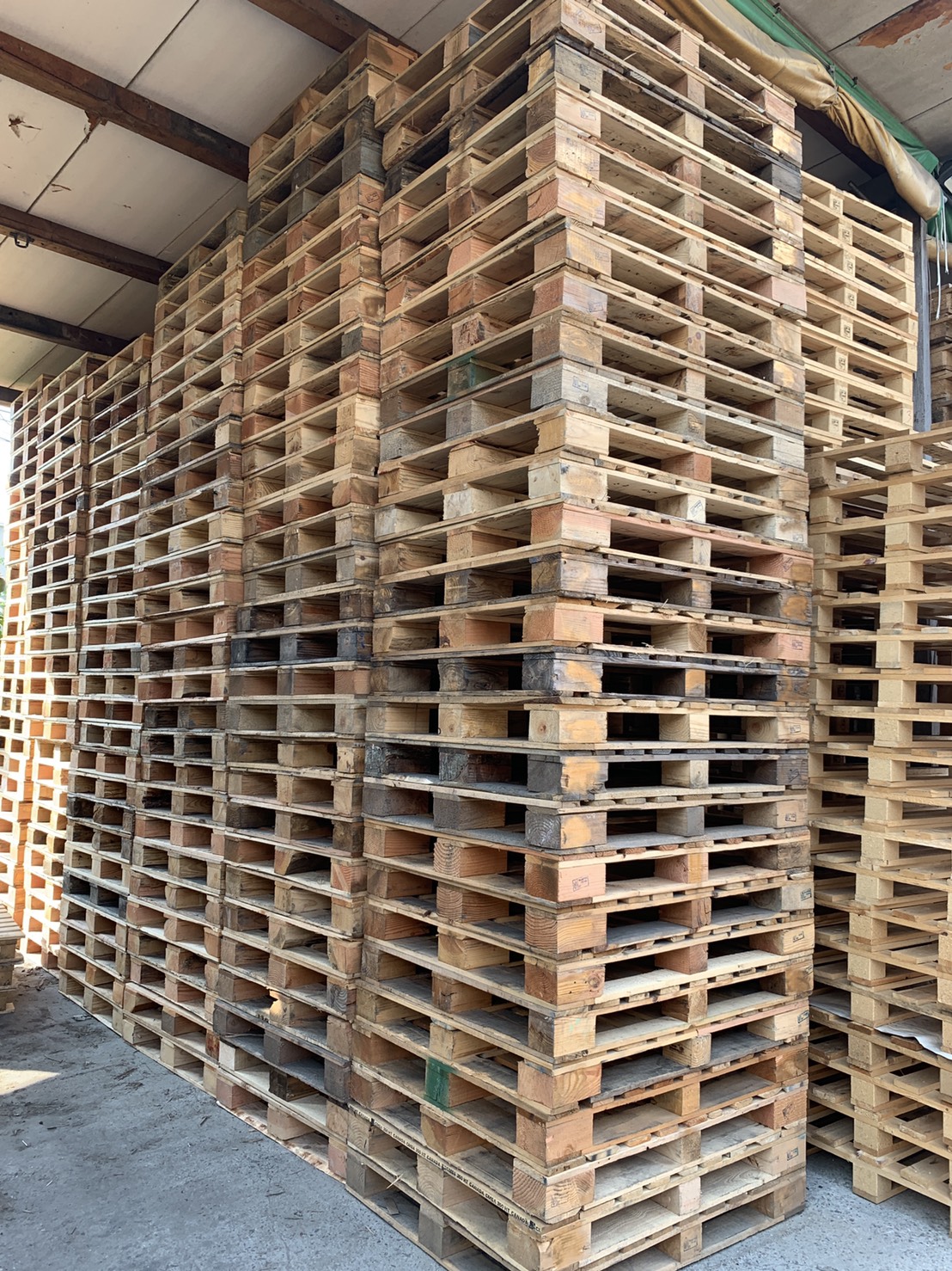 中古木棧板(好市多進出口棧板)