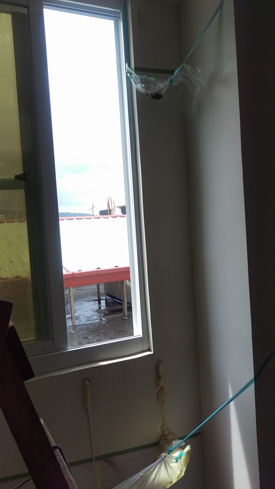 高雄後昌路六樓透天從一樓到六樓窗戶樓梯間抓漏