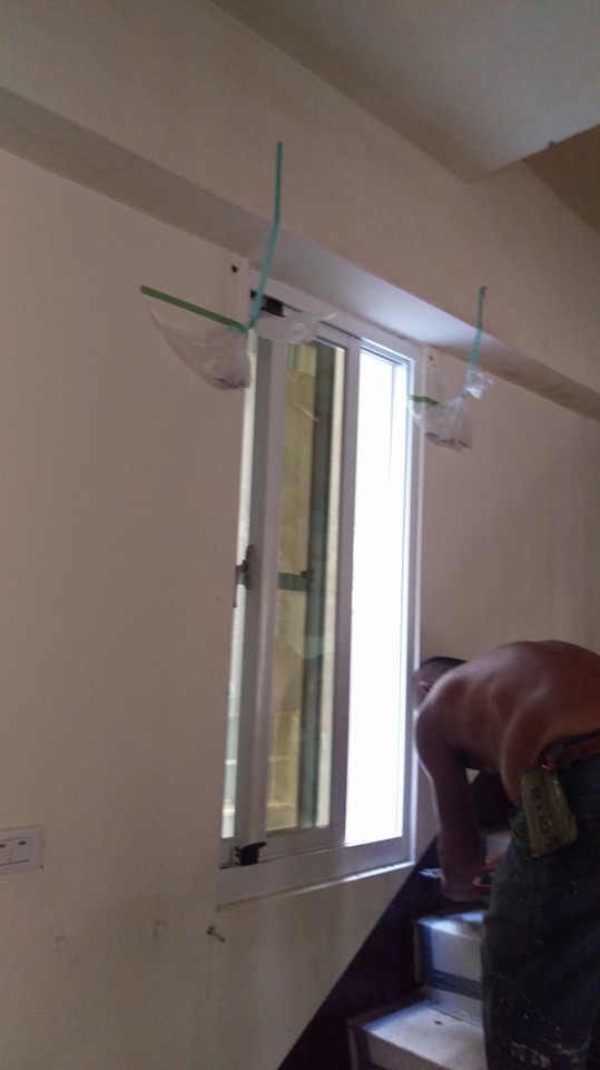 高雄後昌路六樓透天從一樓到六樓窗戶樓梯間抓漏