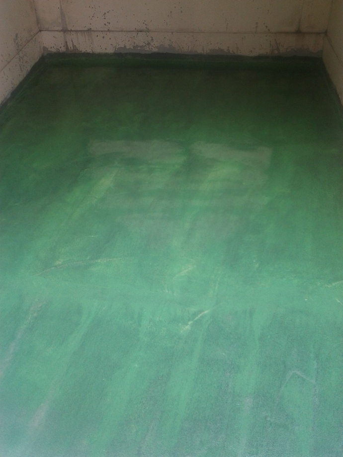 屋頂PU防水-PU中塗1