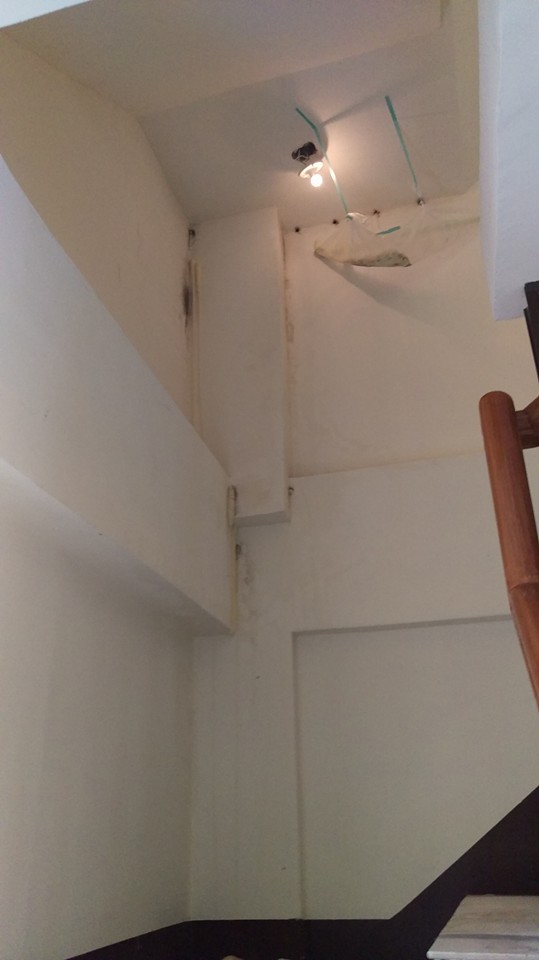 高雄後昌路六樓透天從一樓到六樓窗戶樓梯間抓漏