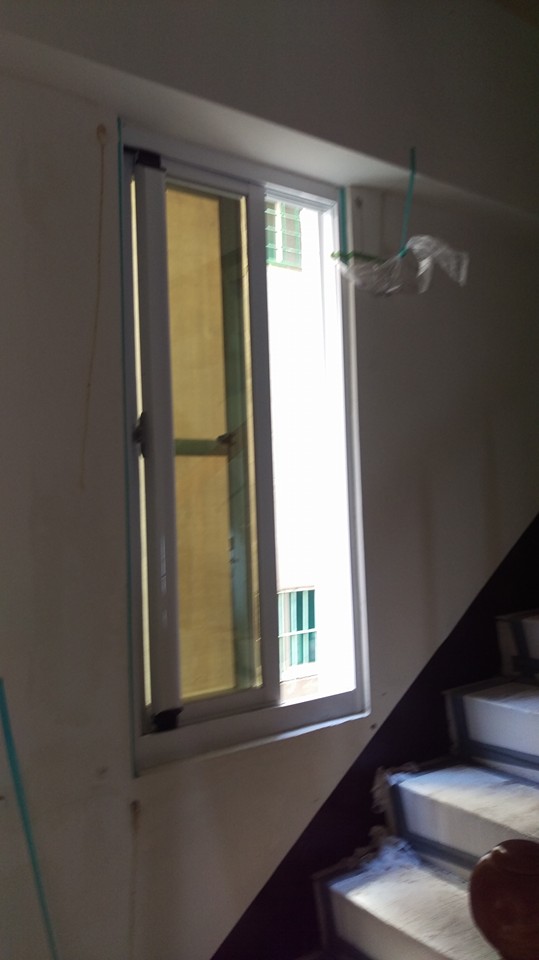 高雄後昌路六樓透天從一樓到六樓窗戶樓梯間抓漏