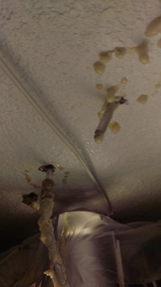 崇善八街天花板抓漏