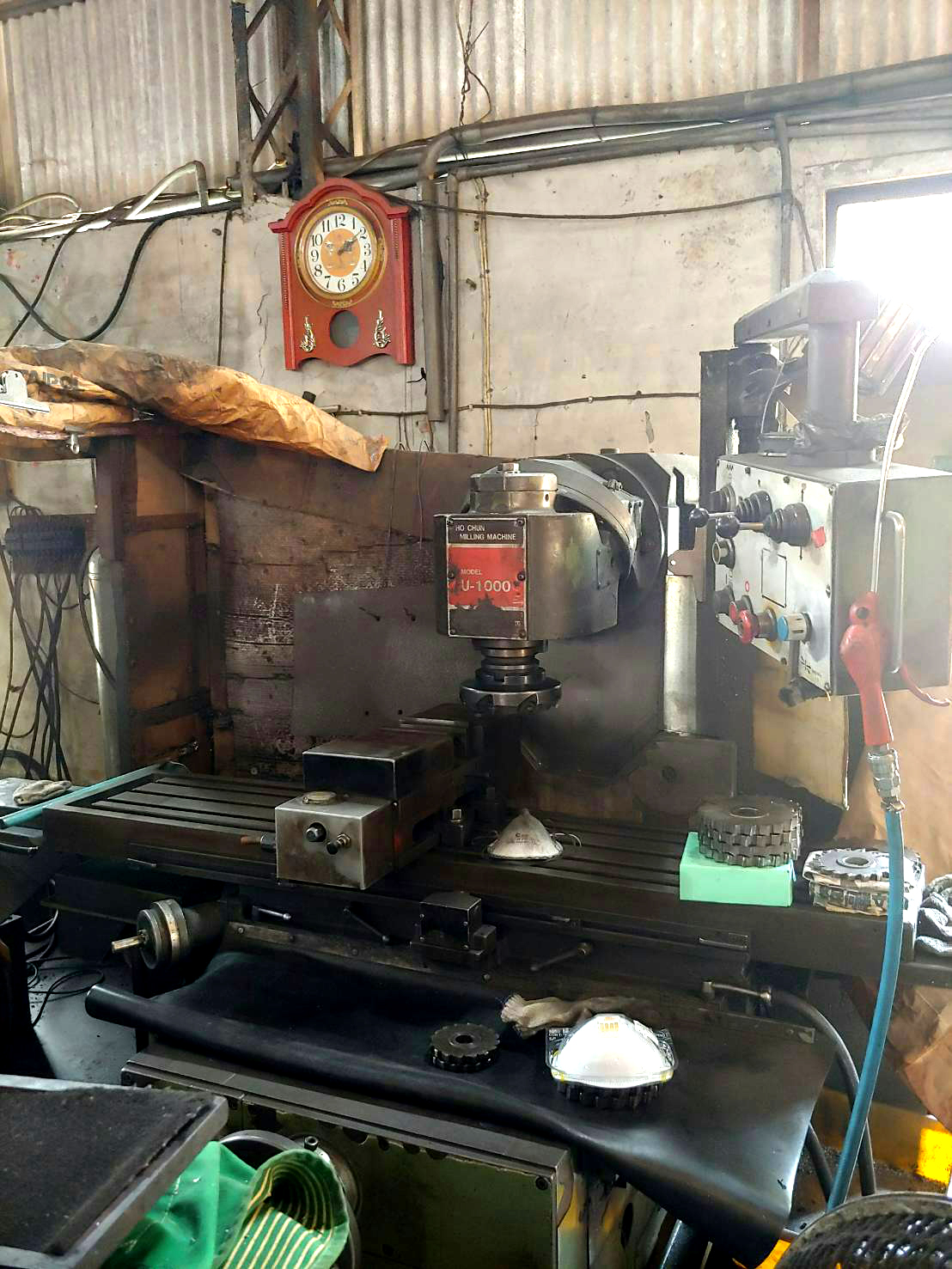 立式銑面銑床機