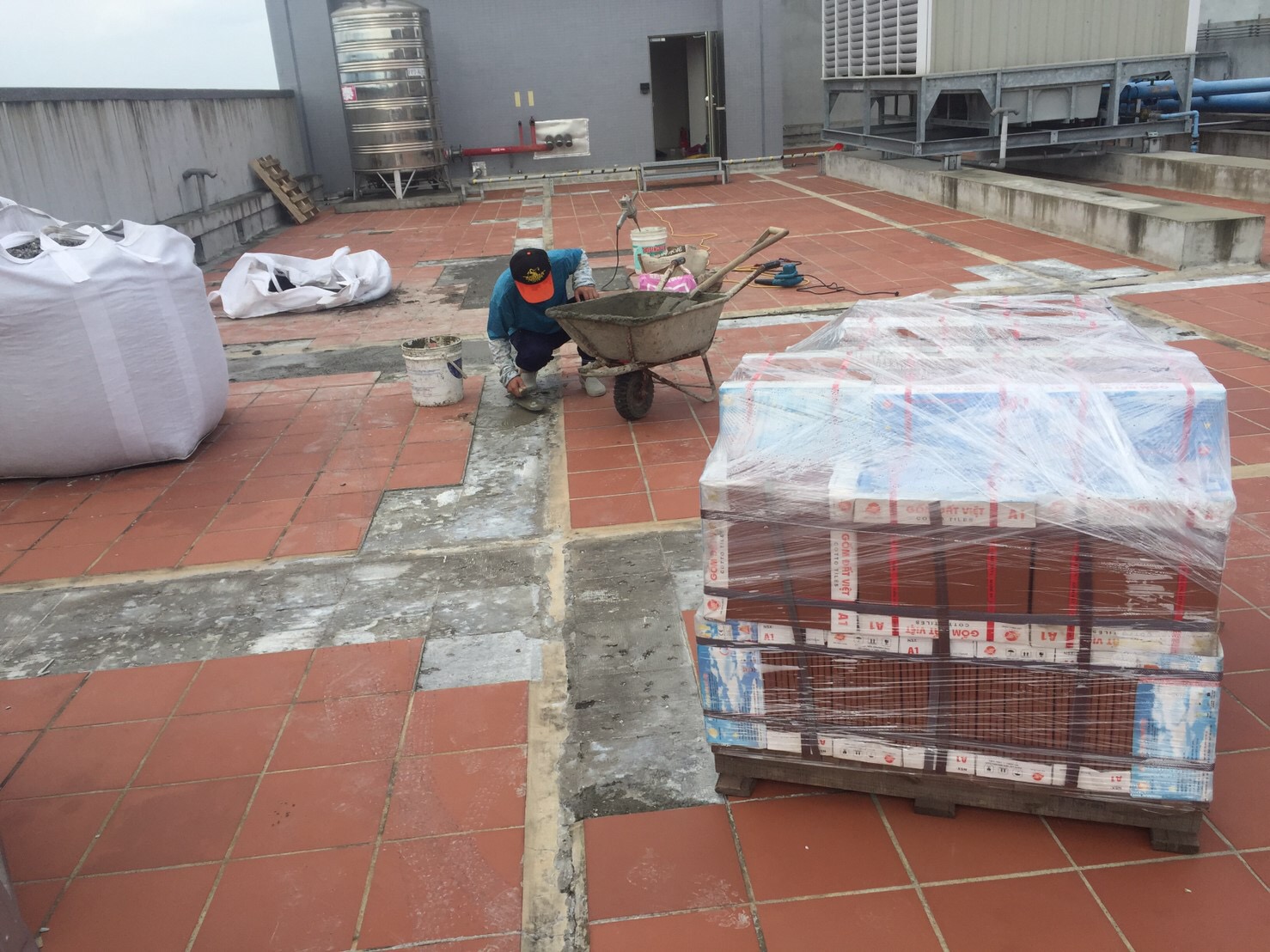 斗六頂樓瓷磚修理工程