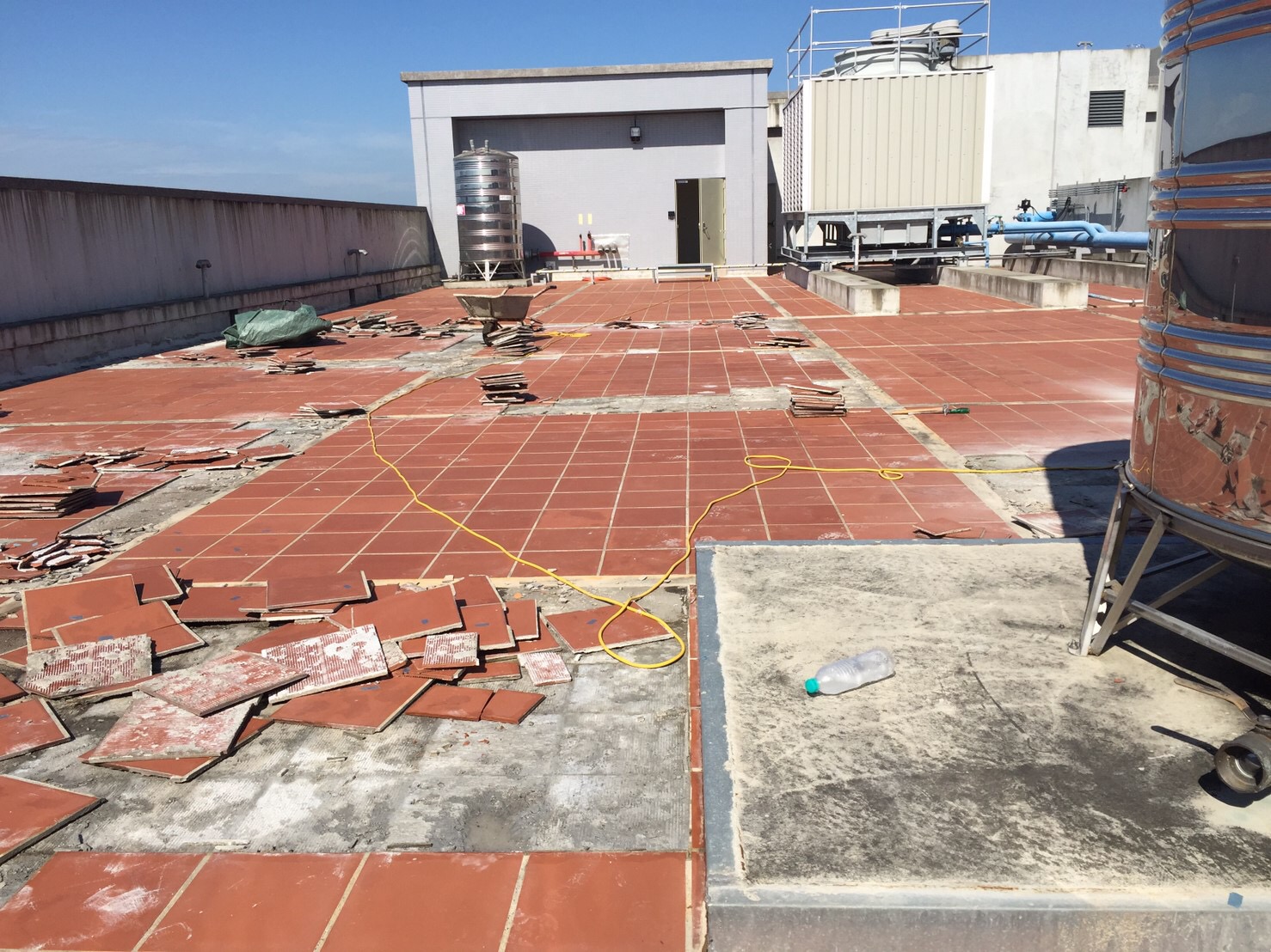 斗六頂樓瓷磚修理工程