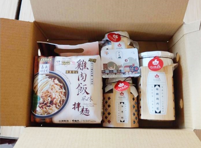 拌麵*1+油蔥酥*2+雞肉鬆*1~組盒新包裝