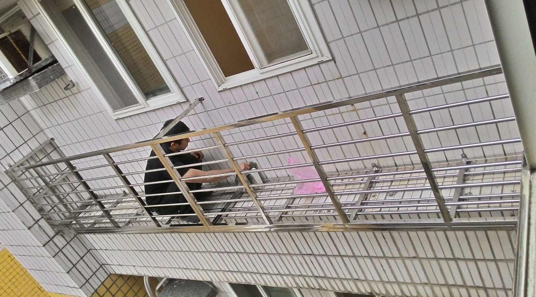 皇興鋼鋁門窗工程行