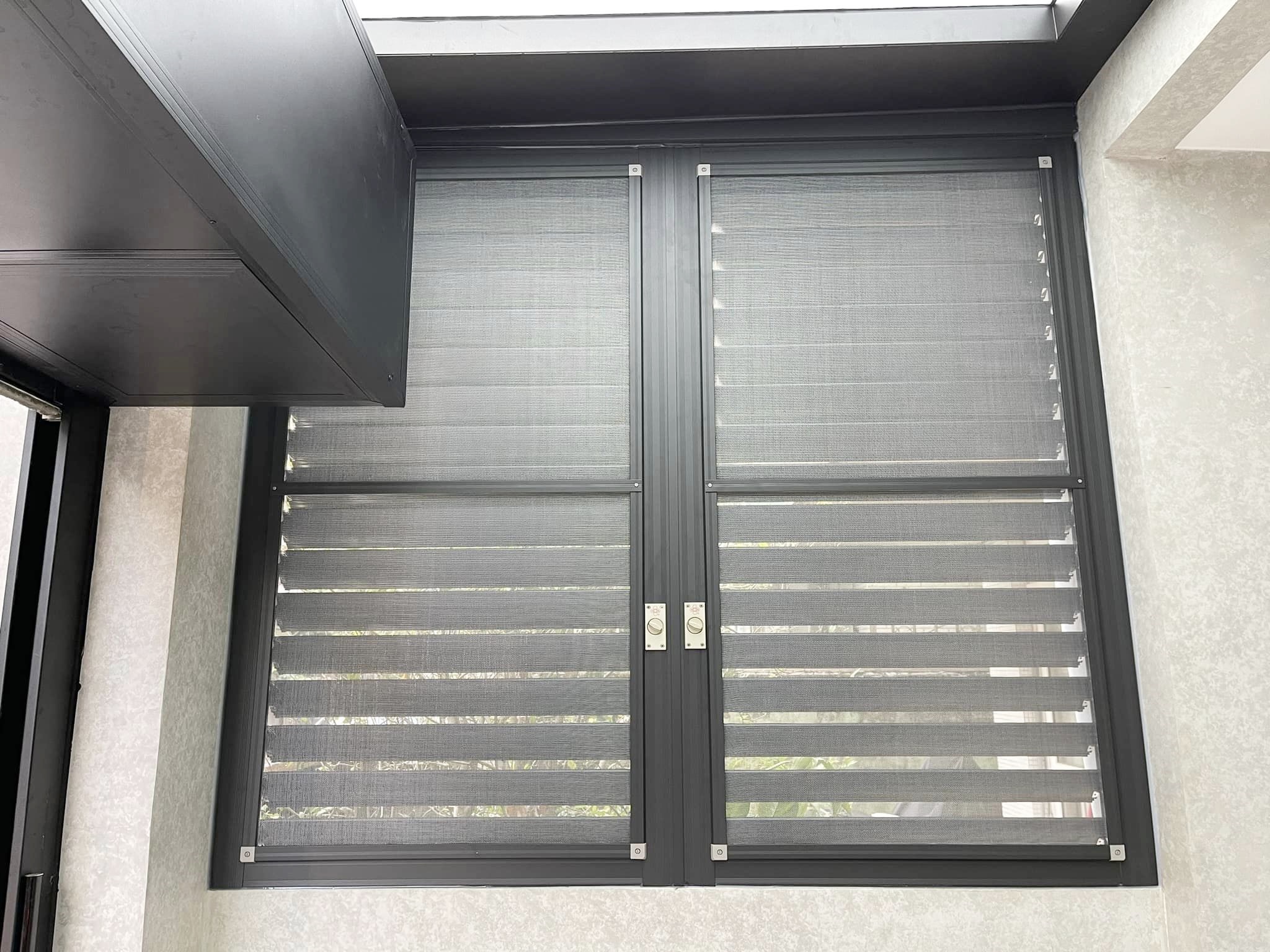 DK精品活動百頁防颱窗