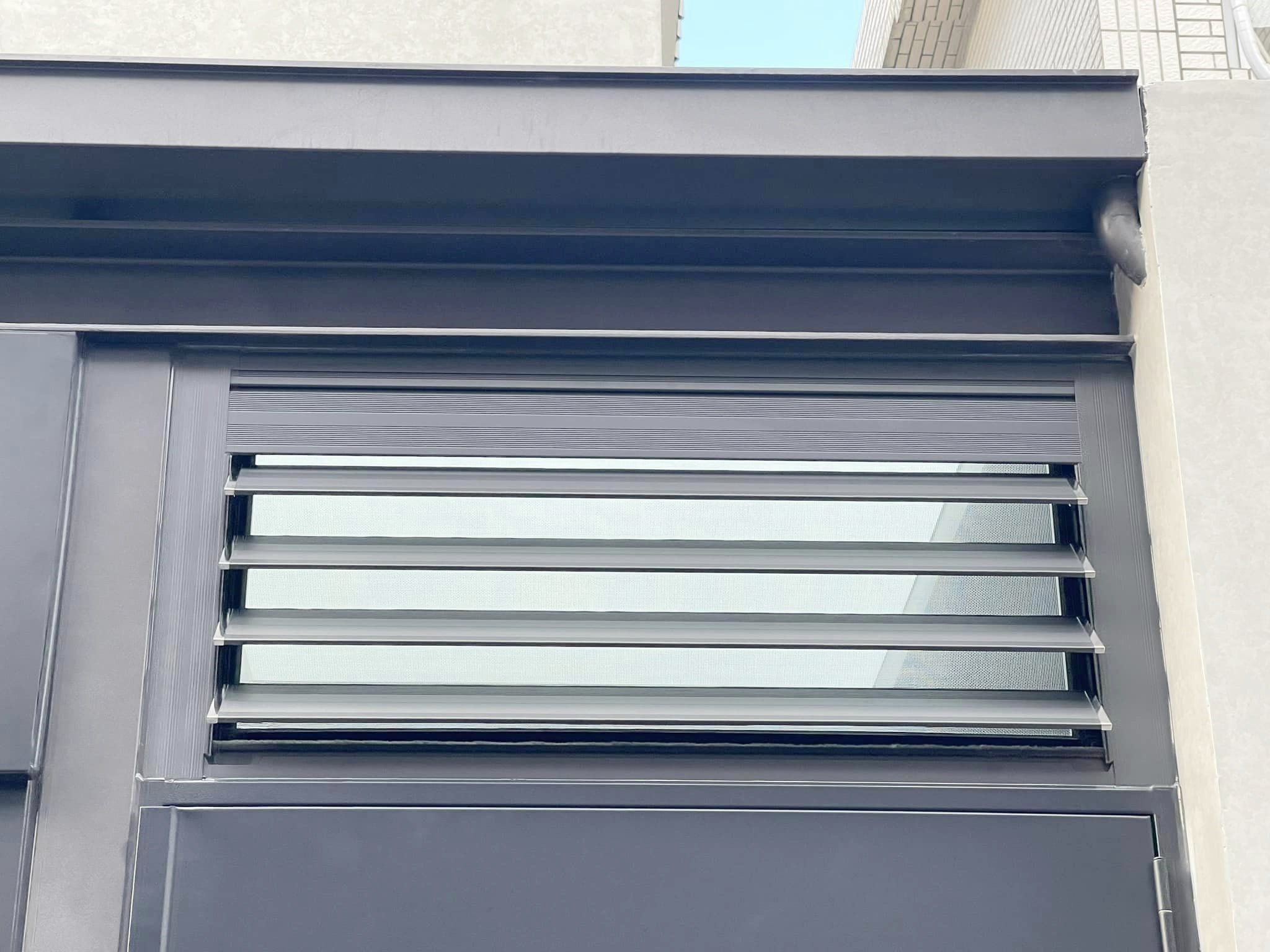 DK精品活動百頁防颱窗