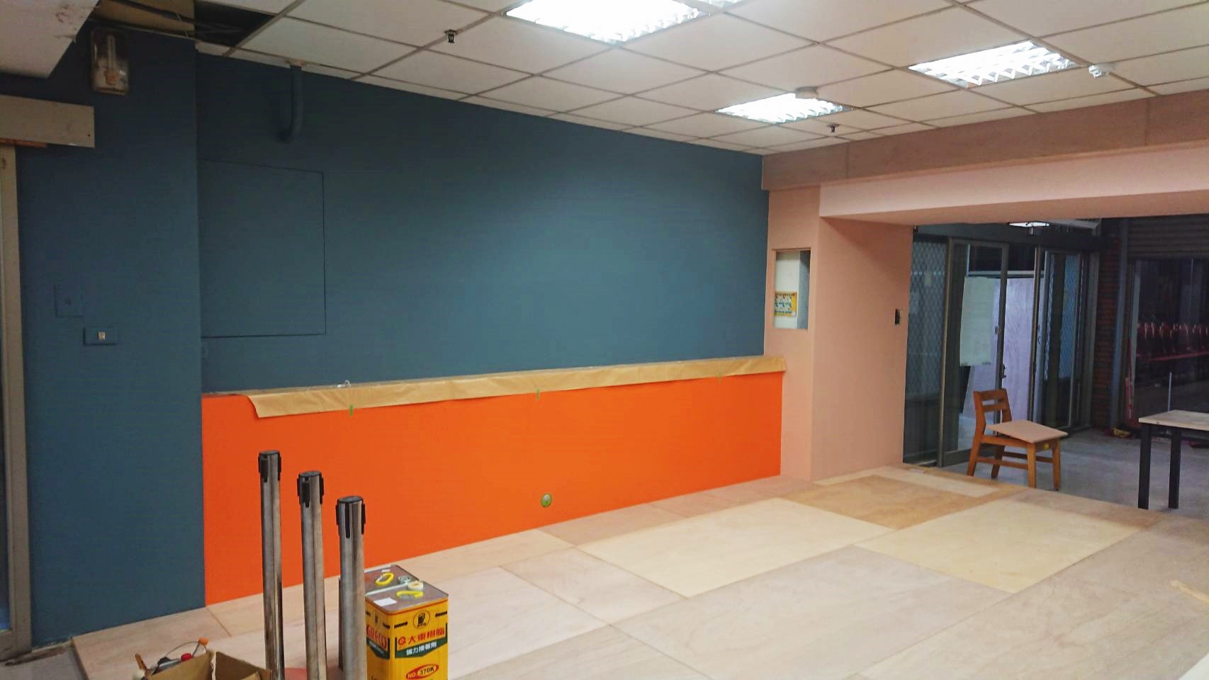 長榮大學餐廳油漆施工