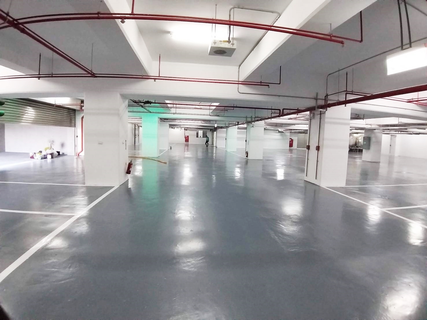 地下停車場油漆