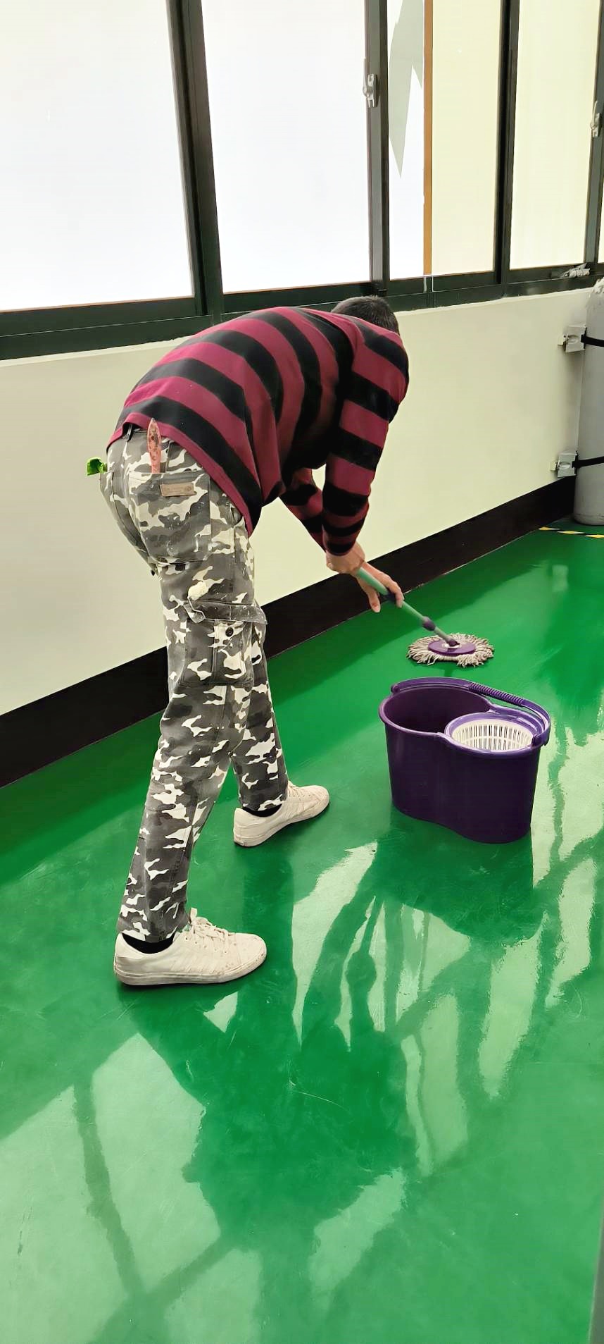 南科豐華生物科技走廊刷漆/地板PU