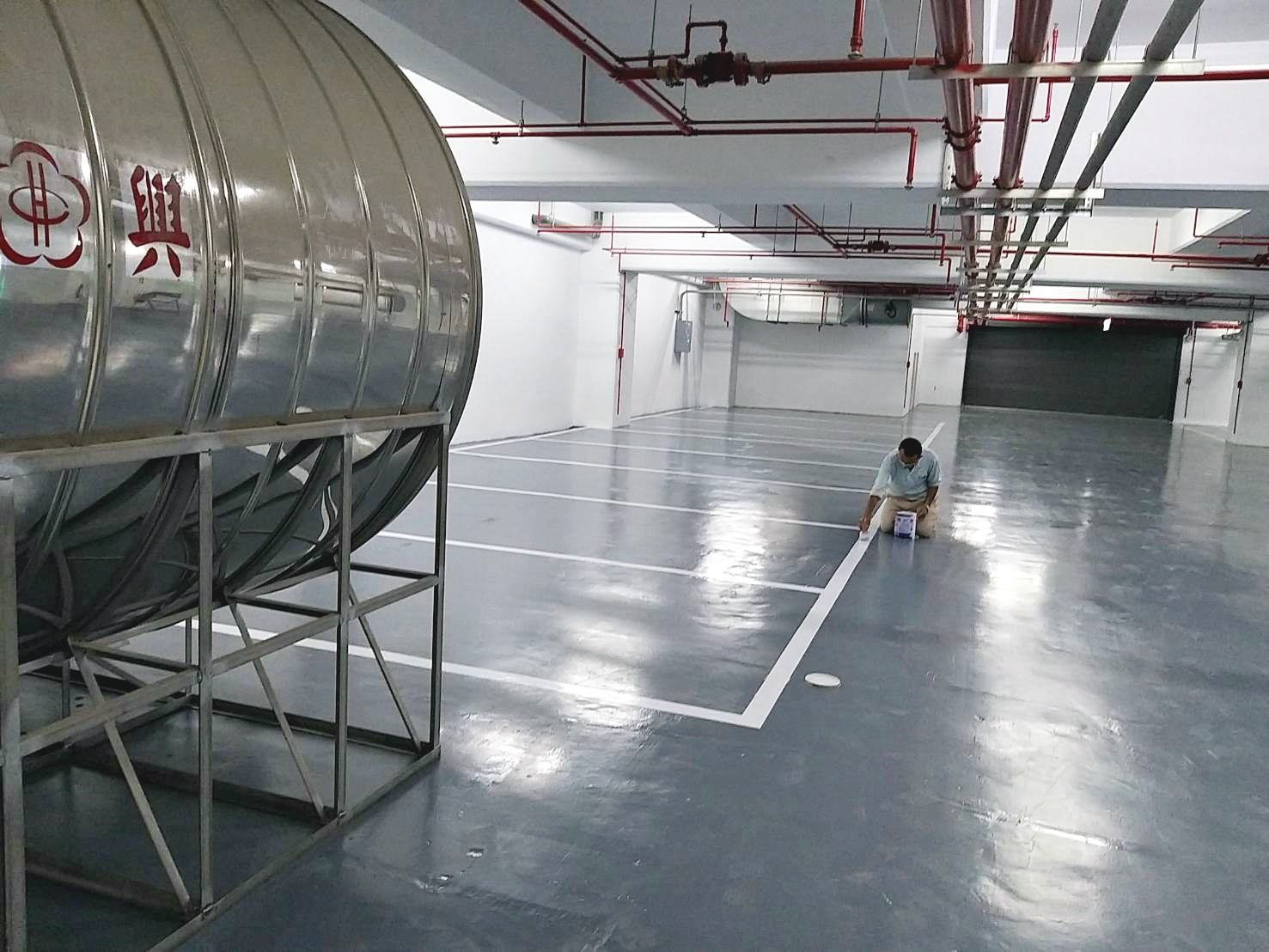 地板地床上漆工程及規劃汽機車停車格