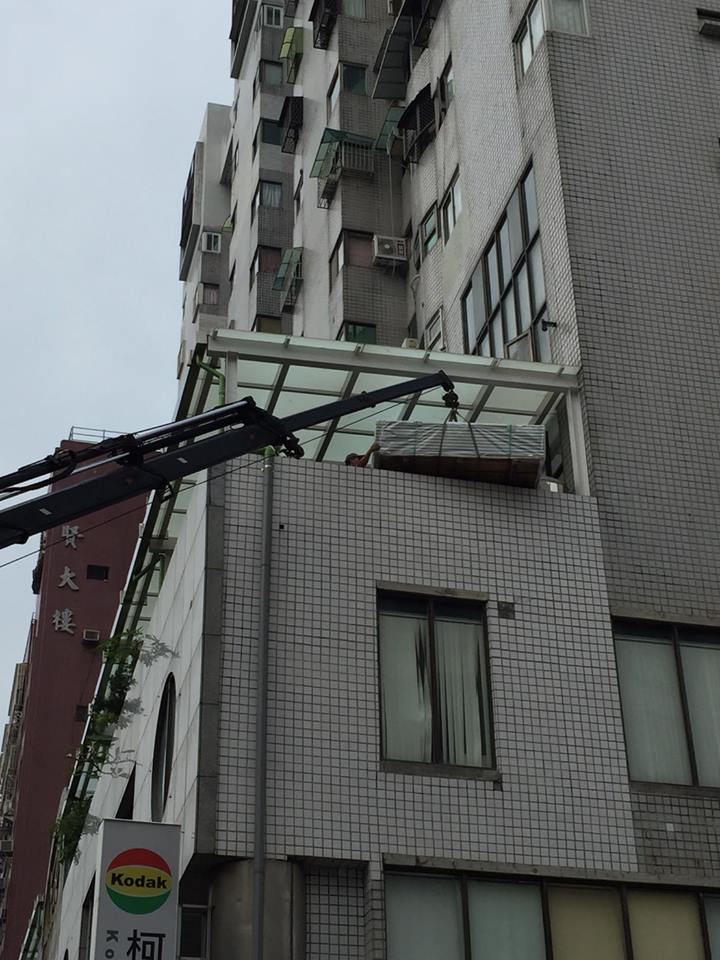 現場作業-高雄七賢路４Ｆ