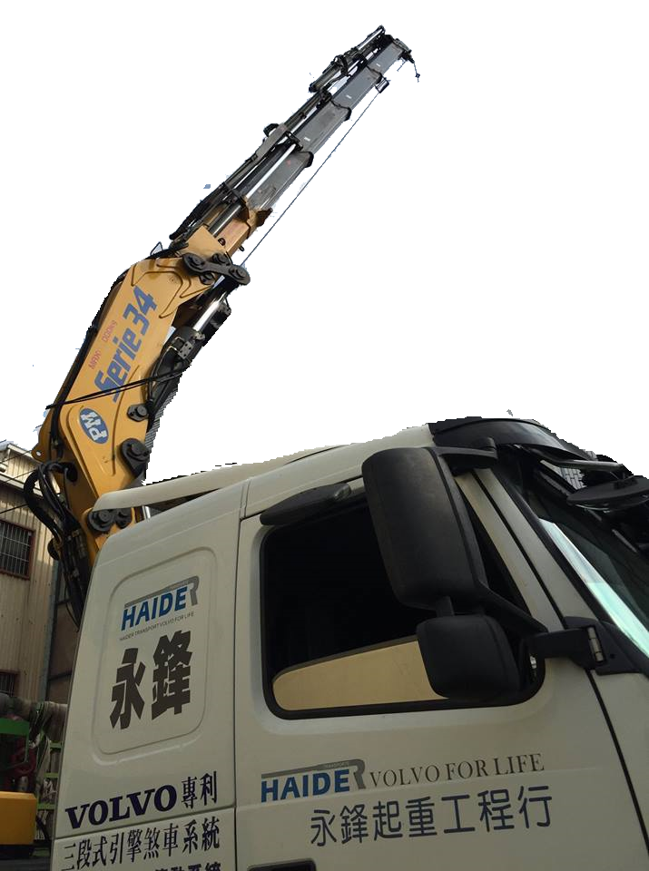 去背-現場作業-吊掛安裝八米多的擋板