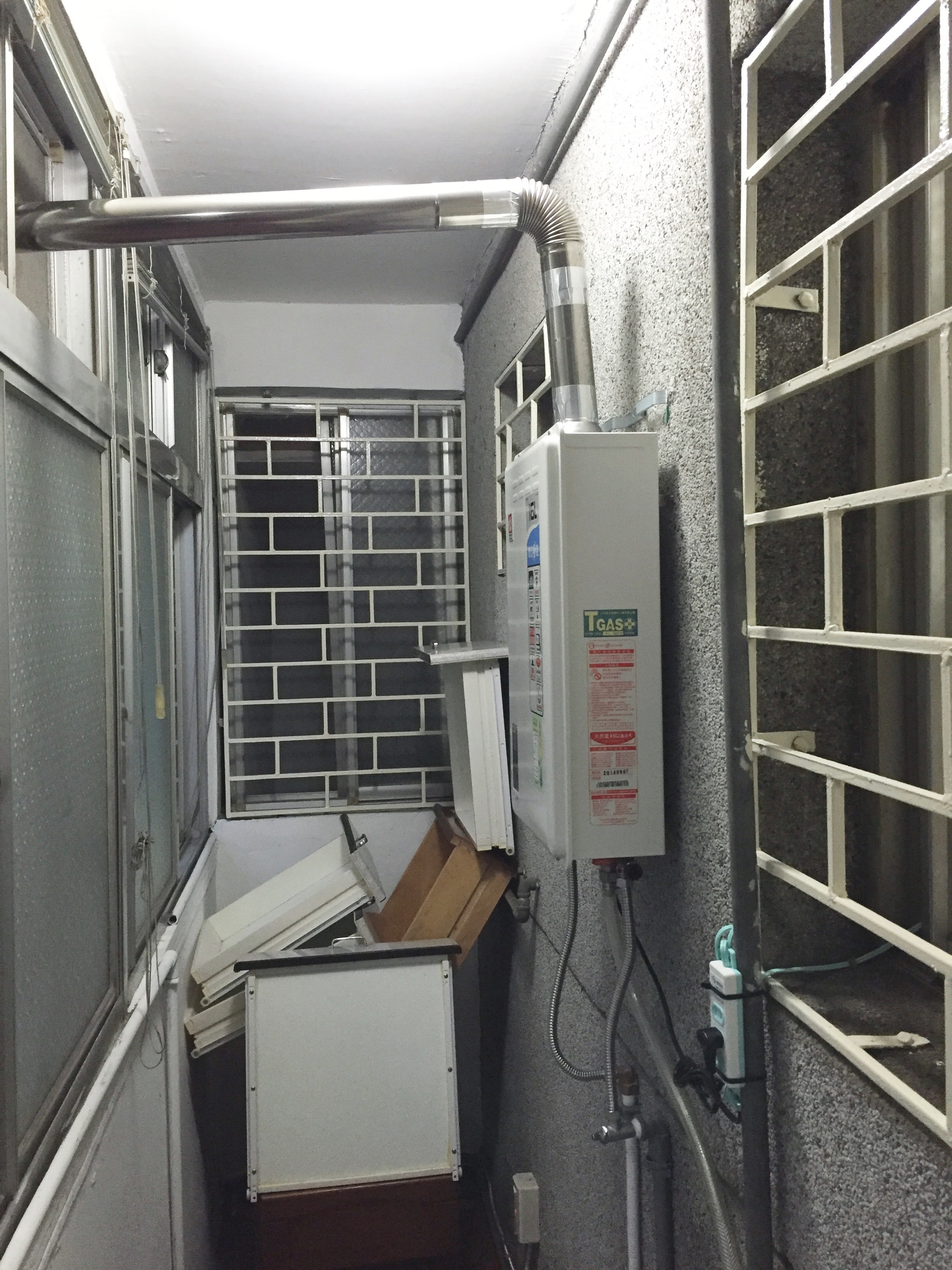 乙和成廚具.熱水器安裝維修