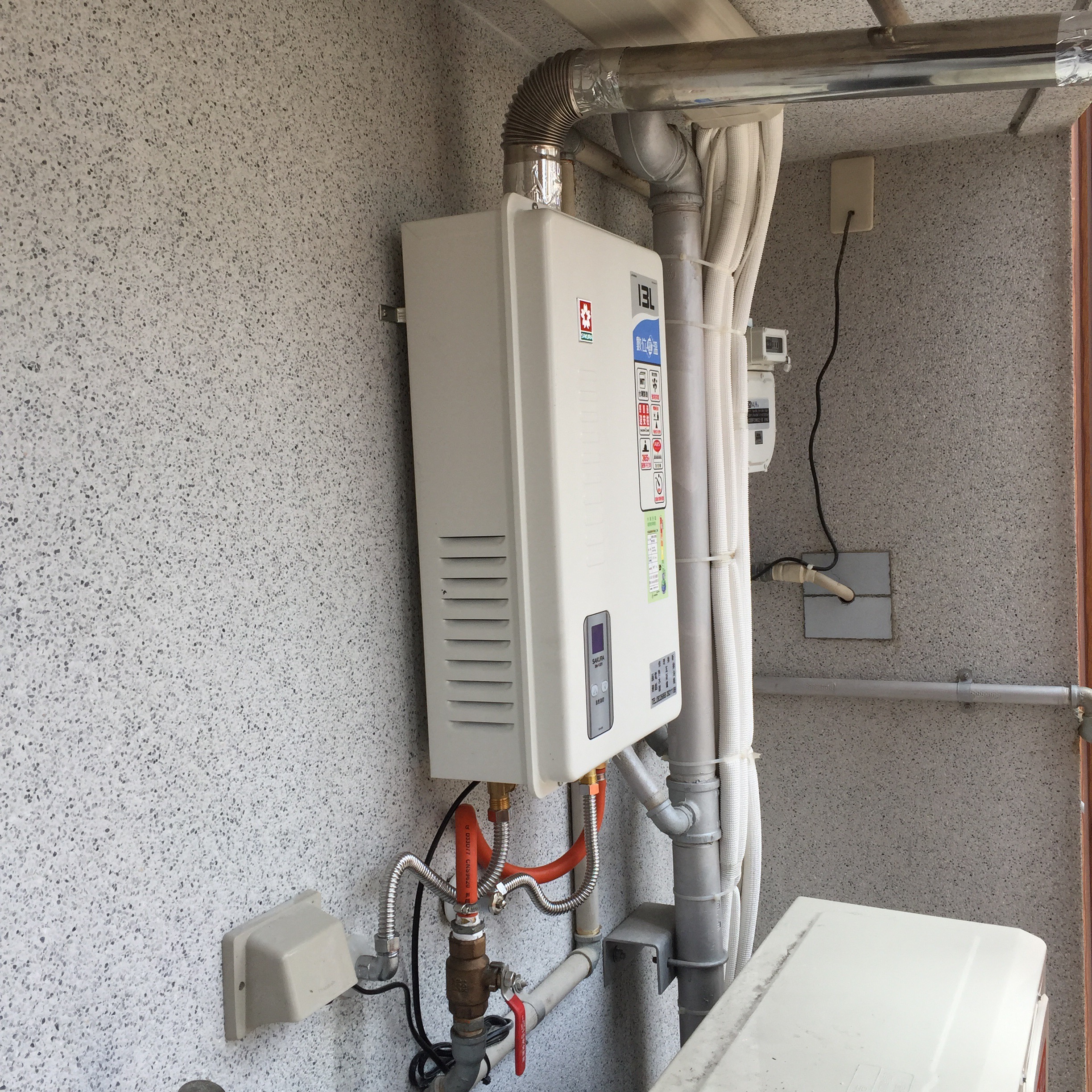 乙和成廚具.熱水器安裝維修